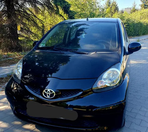 toyota aygo świętokrzyskie Toyota Aygo cena 9900 przebieg: 177452, rok produkcji 2007 z Nowe Miasteczko